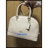 Coach โดม มินิ สีครีม Coach โดม มินิ สีครีม