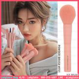 3CE POWDER BRUSH #F01 3CE POWDER BRUSH #F01